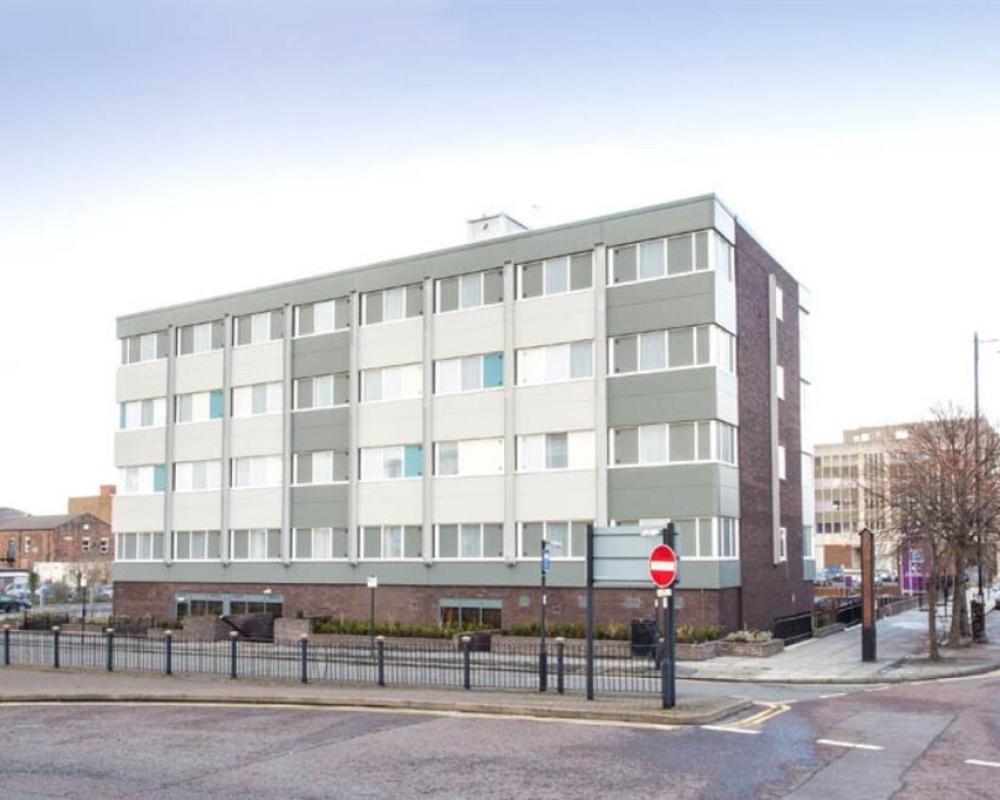 Premier Inn Birkenhead Town Centre