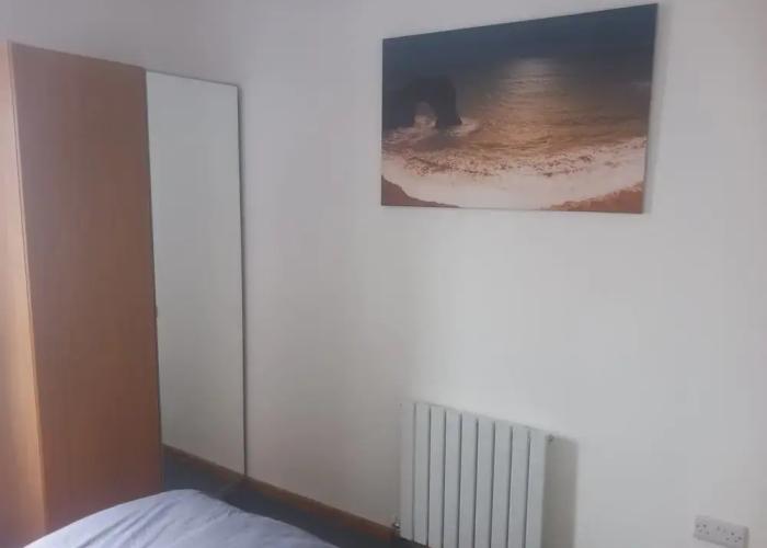 Remarkable Seaside Apartment - Sleeps 4