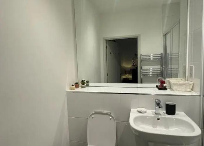 1 Bed-sleeps 4-town Centre-10 min to Ascot- Pets
