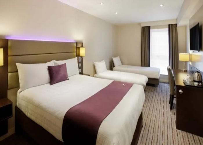 Premier Inn Bridgwater Gateway (m5, J24)