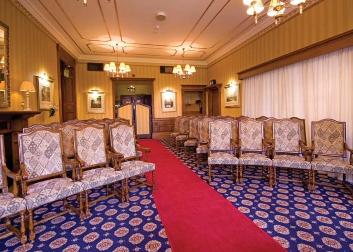 The Oaks Hotel
