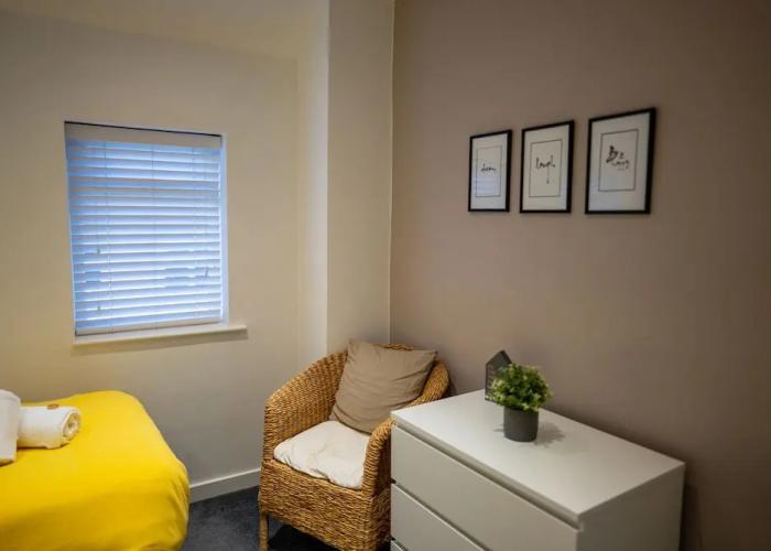Town Street Apartment