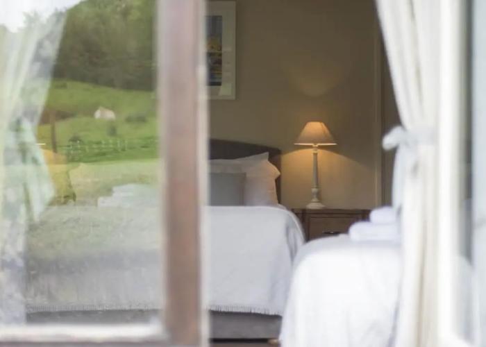 The White Horse Inn