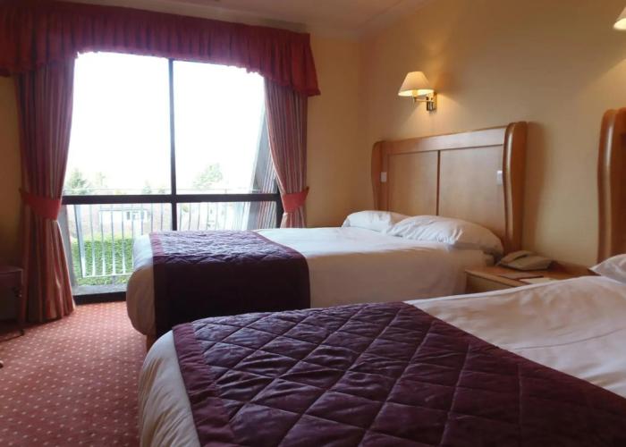 Lakeside International Hotel