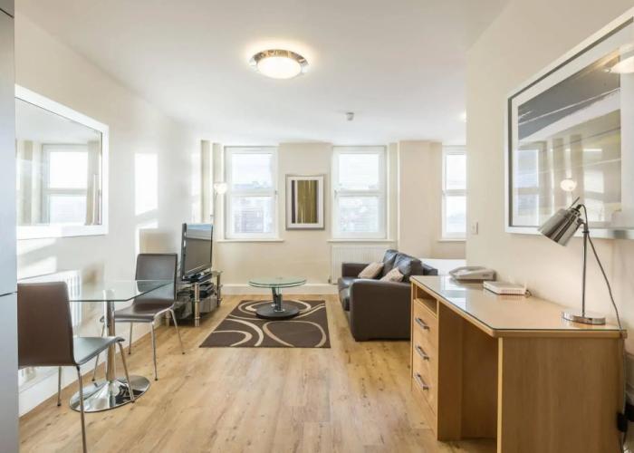 Central House by House of Fisher