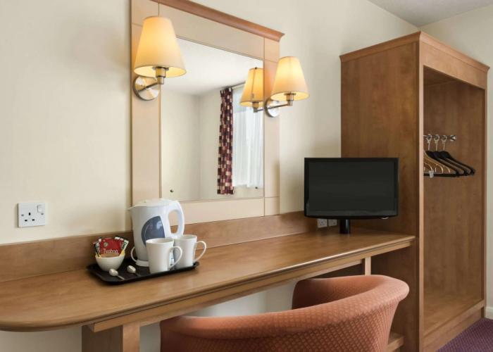 Days Inn by Wyndham Cannock Norton Canes M6 Toll