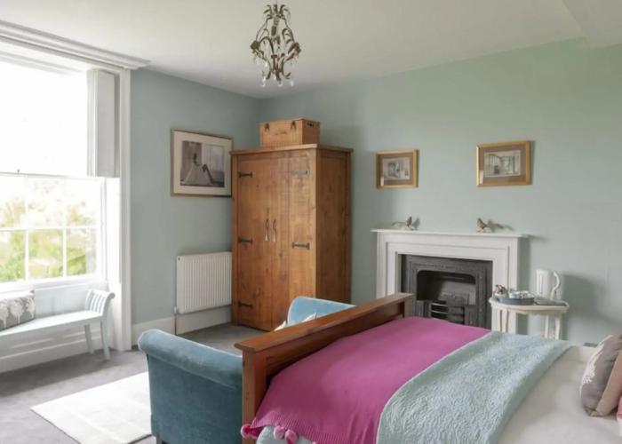 Goss Hall Bed & Breakfast