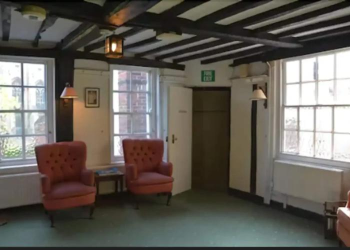 Cathedral Gate Hotel