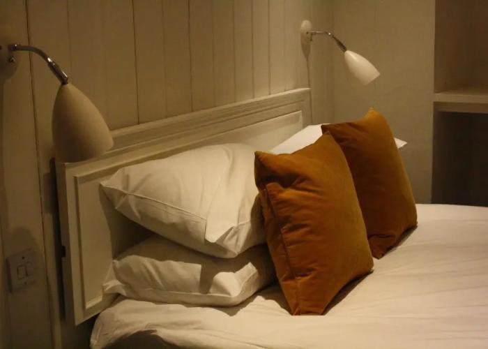 The Falstaff Hotel