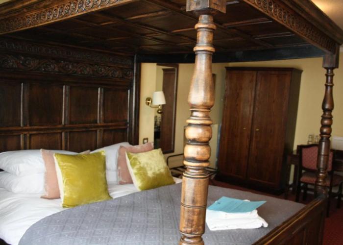 The Falstaff Hotel