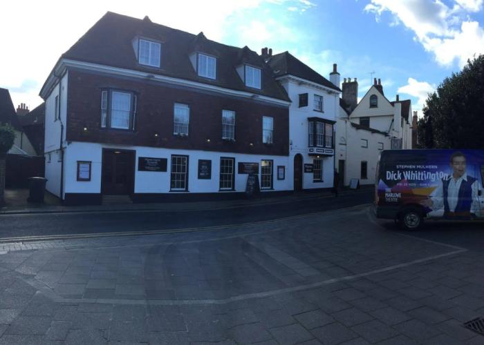 The Pilgrims Hotel