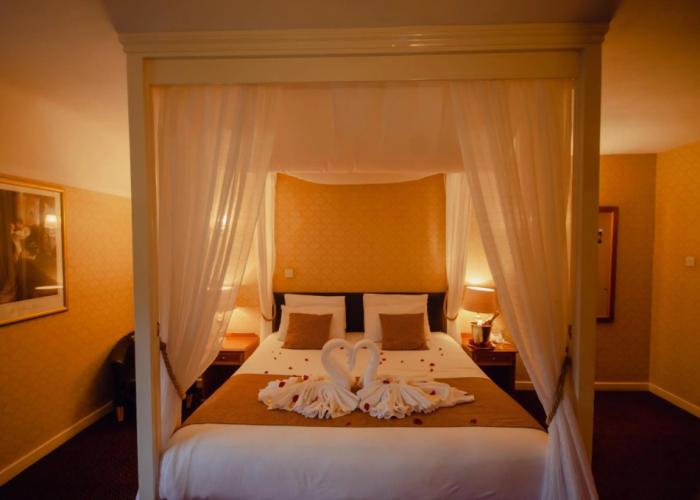 Howfield Manor Hotel