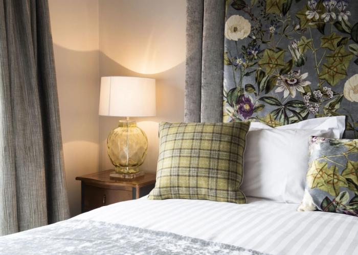 Peak Edge Hotel