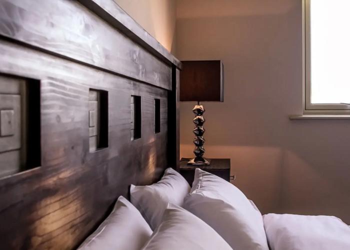 Peak Edge Hotel