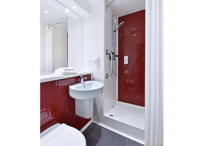 Travelodge Chichester Central
