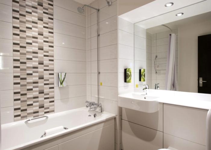 Premier Inn Cirencester