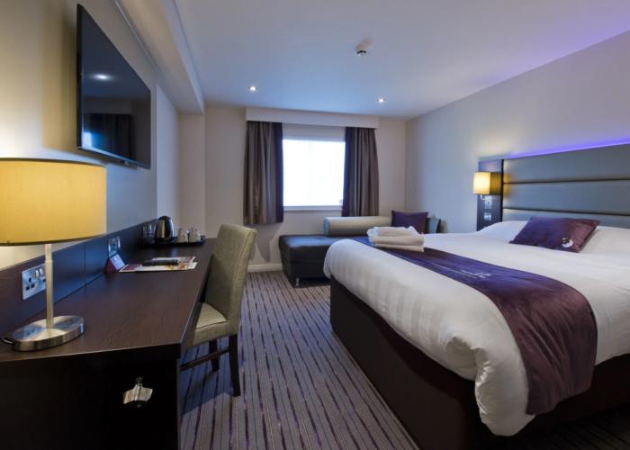 Premier Inn Cirencester