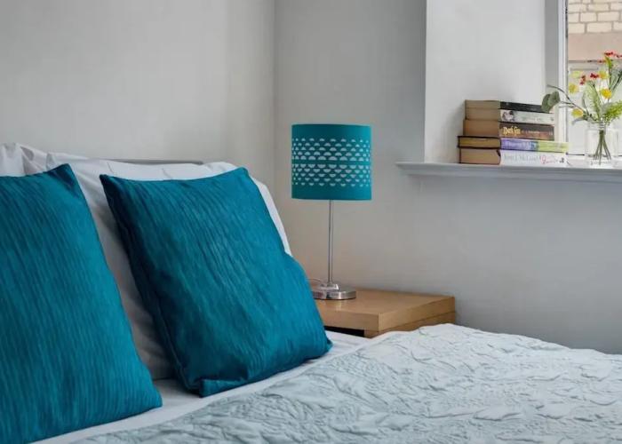 The Shop Cotswold Apartment Sleeps 2