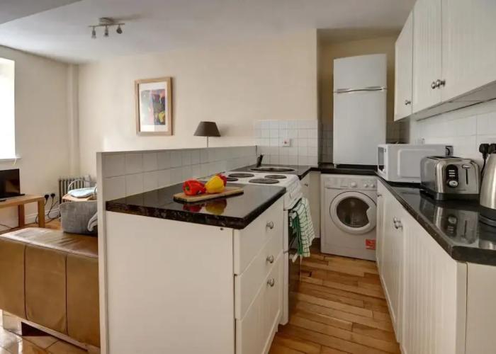 The Shop Cotswold Apartment Sleeps 2