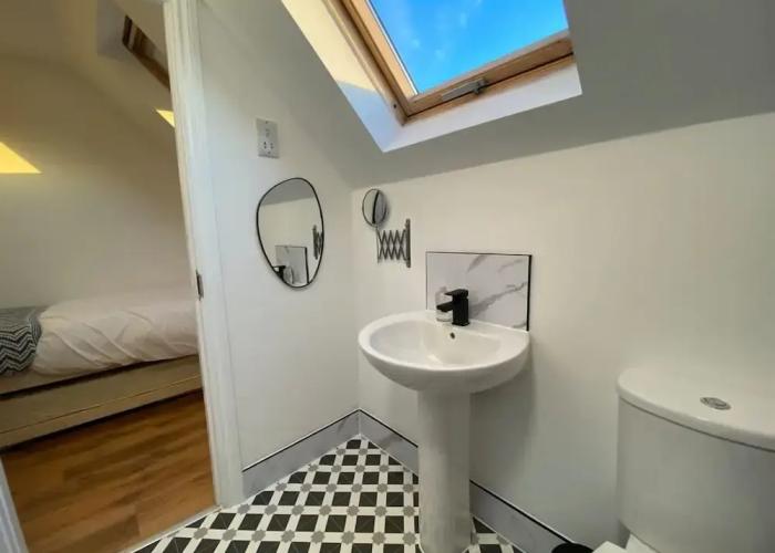 Host Stay Bluebell Close