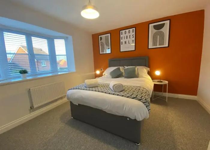 Host Stay Bluebell Close