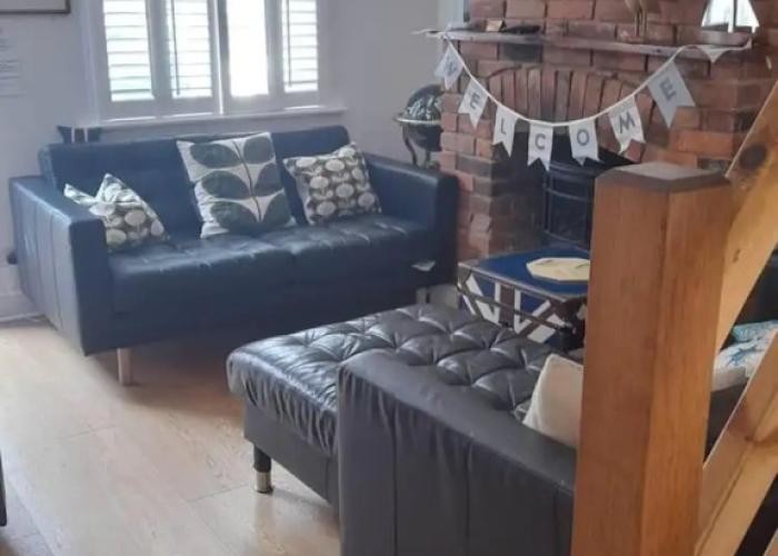 Impeccable 3 bed 2 Bath Central Cowes Cottage