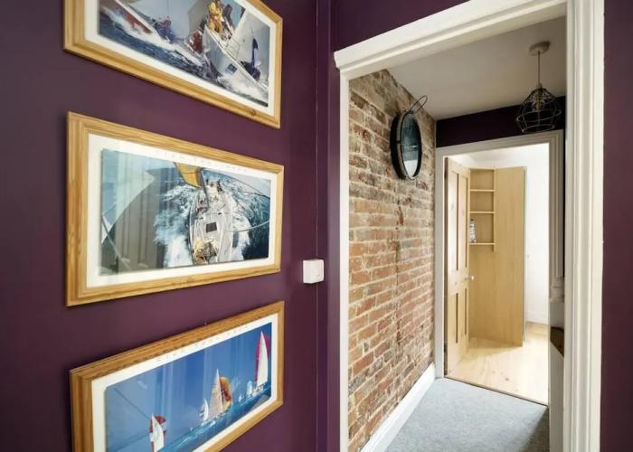 Impeccable 3 bed 2 Bath Central Cowes Cottage