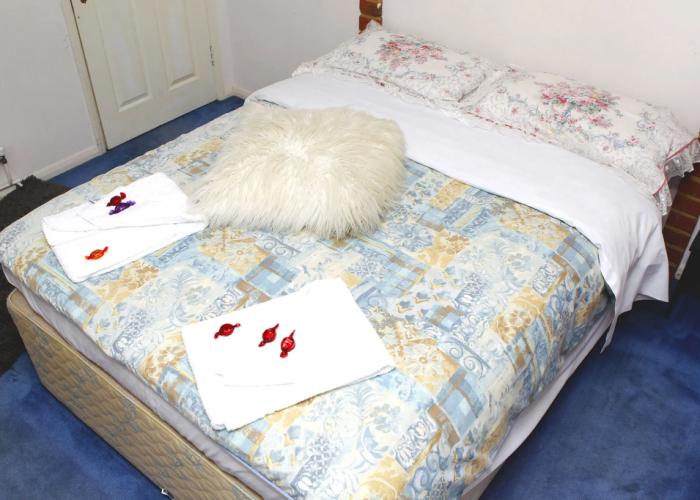 Da Vinci Guest House Gatwick