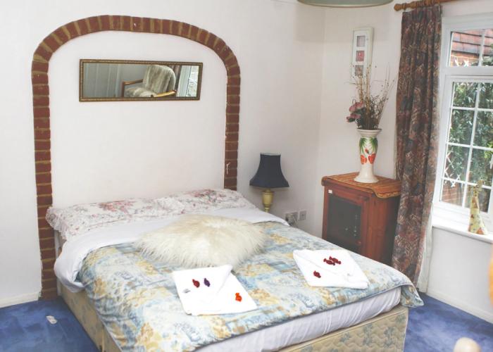 Da Vinci Guest House Gatwick