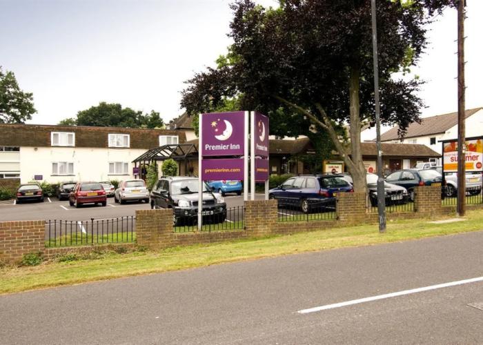 Premier Inn Gatwick Crawley Town (Goffs Park)