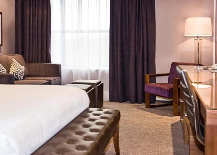 Sandman Signature London Gatwick Hotel