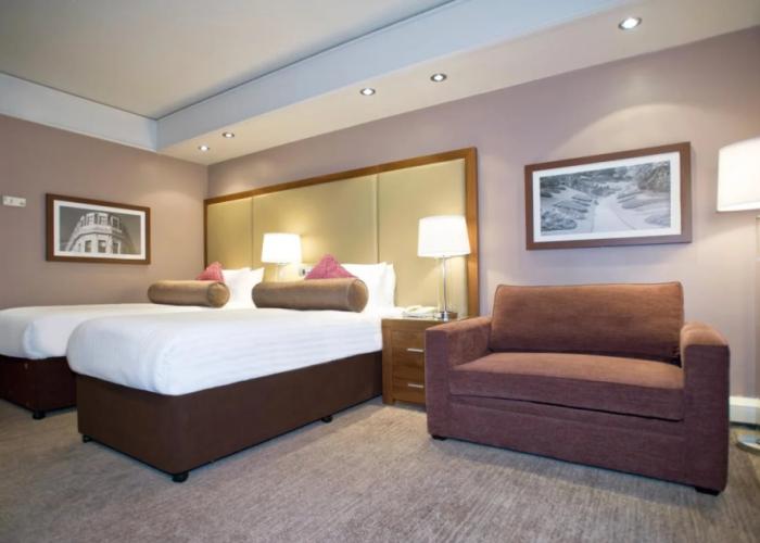 Sandman Signature London Gatwick Hotel