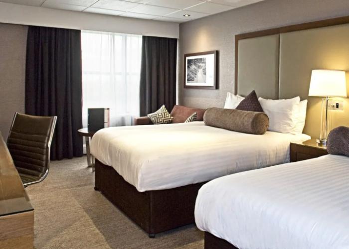 Sandman Signature London Gatwick Hotel