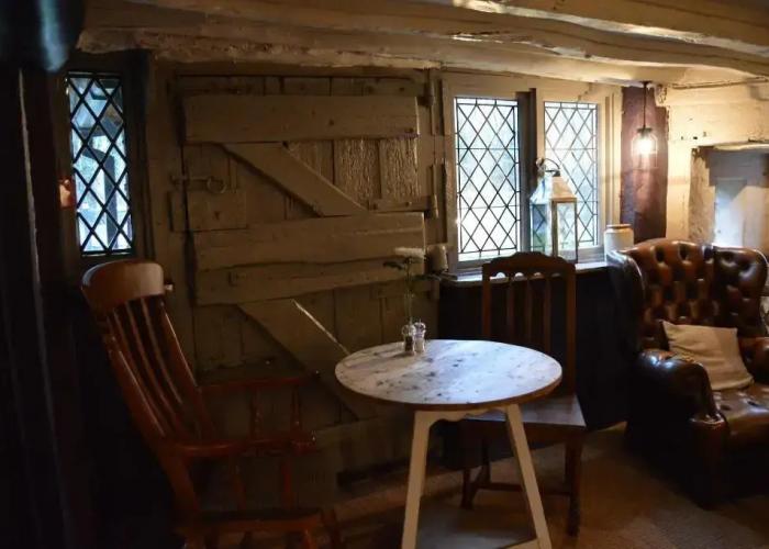 The Old House Inn
