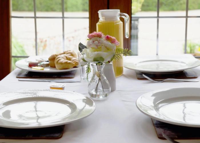 Little Foxes Hotel & Gatwick Airport Parking