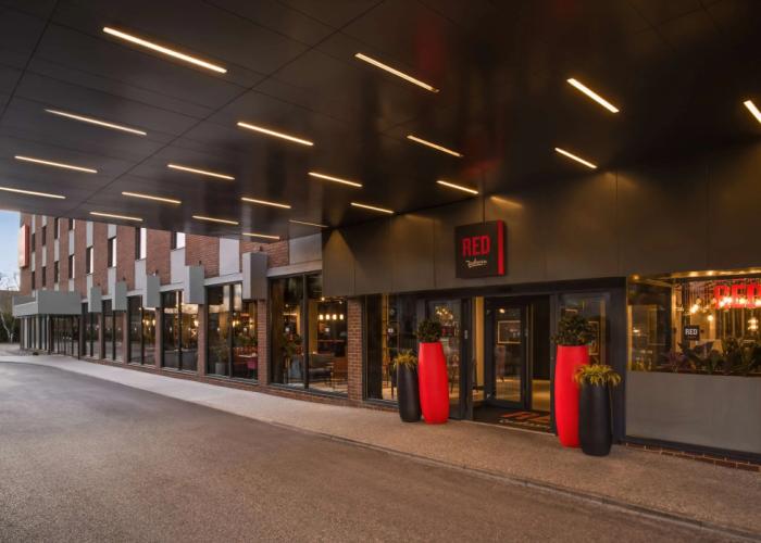 Radisson RED London Gatwick Airport