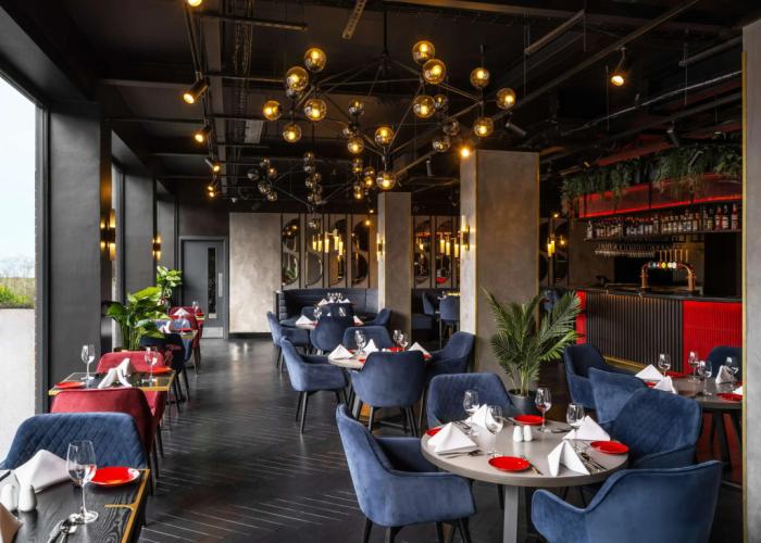 Radisson RED London Gatwick Airport