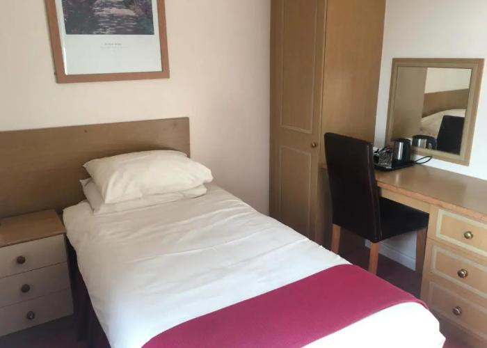 Holly Trees Hotel