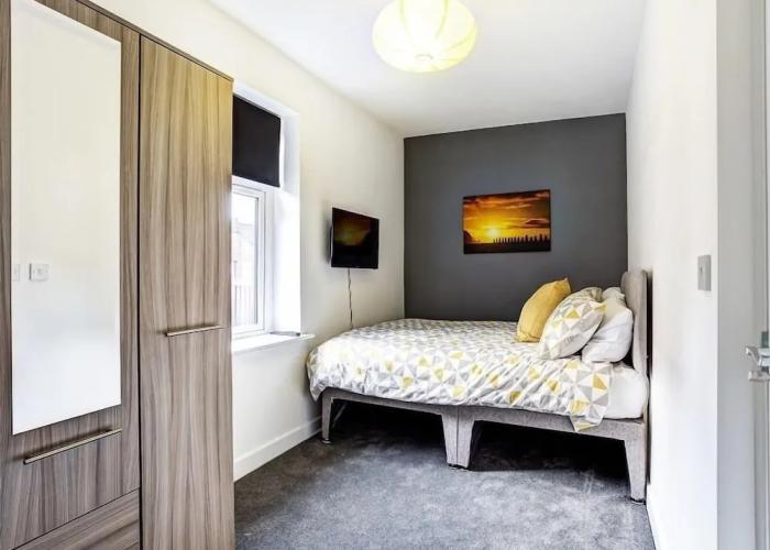 Townhouse Plus @ 166 Edleston Road Crewe