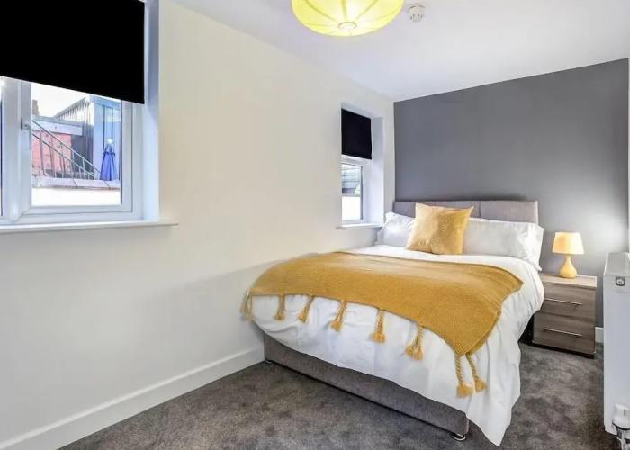 Townhouse Plus @ 166 Edleston Road Crewe