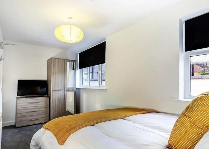 Townhouse Plus @ 166 Edleston Road Crewe