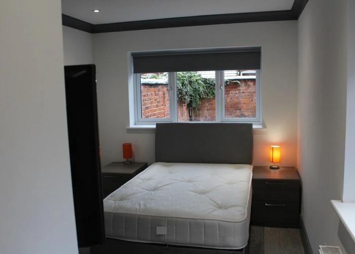Townhouse @ 282 Walthall Street Crewe