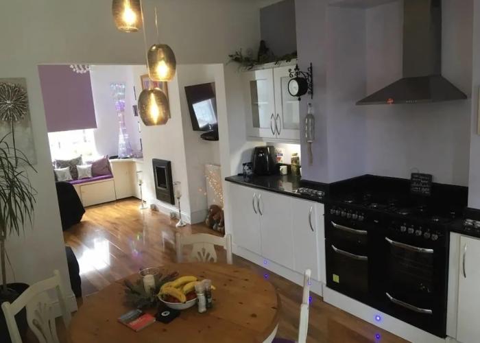 Cottages_and_Houses Churchendcottage-2br-sleeps4-petsok-parking