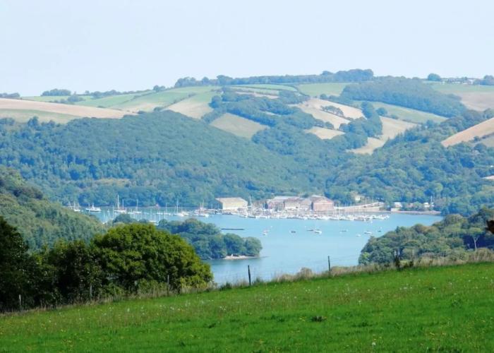 Sheena's Dartmouth Chalets