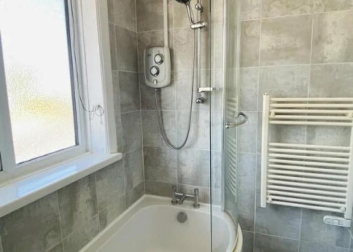 Family 4-bed Apartment in Dawlish With Sea View