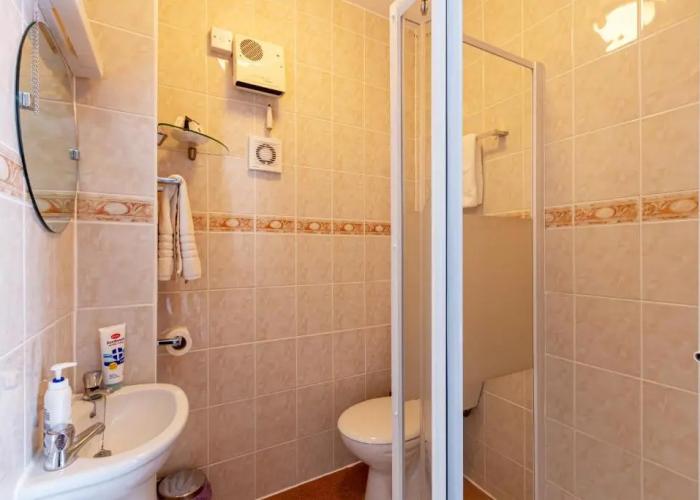 Hubert House Guesthouse