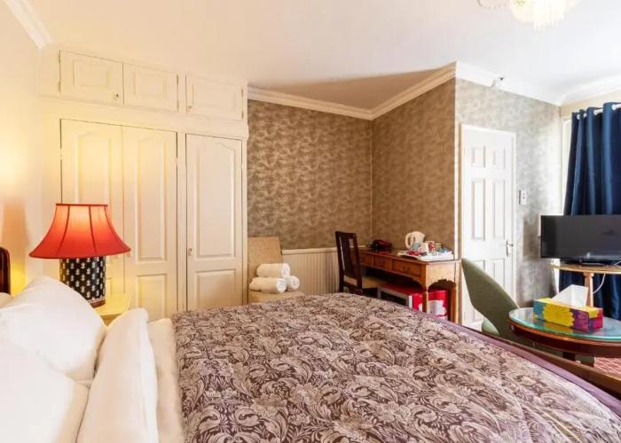 Hubert House Guesthouse