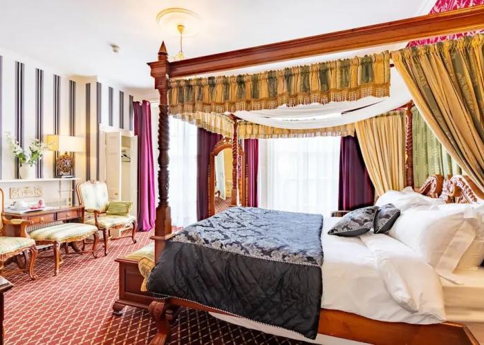 Hubert House Guesthouse