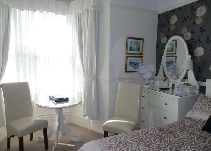 Maison Dieu Guest House