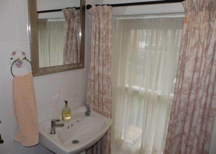 Maison Dieu Guest House